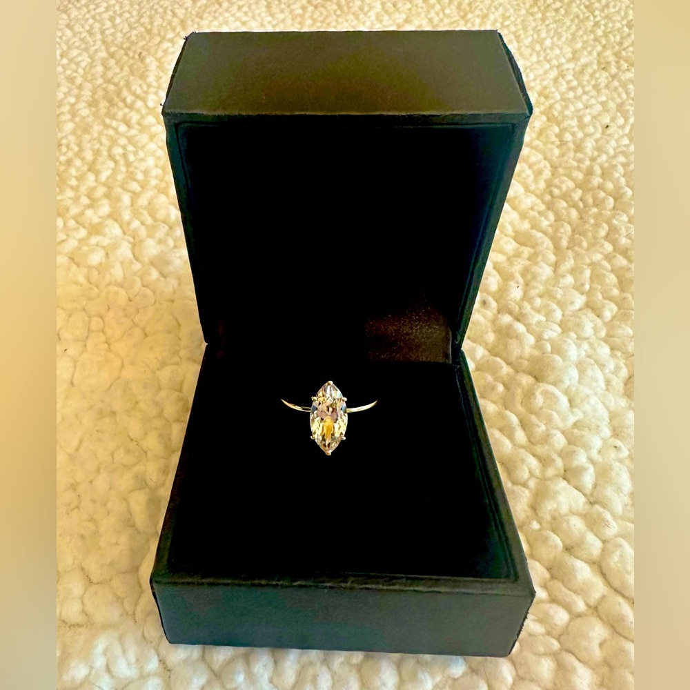 10K yellow gold white Danburite ring